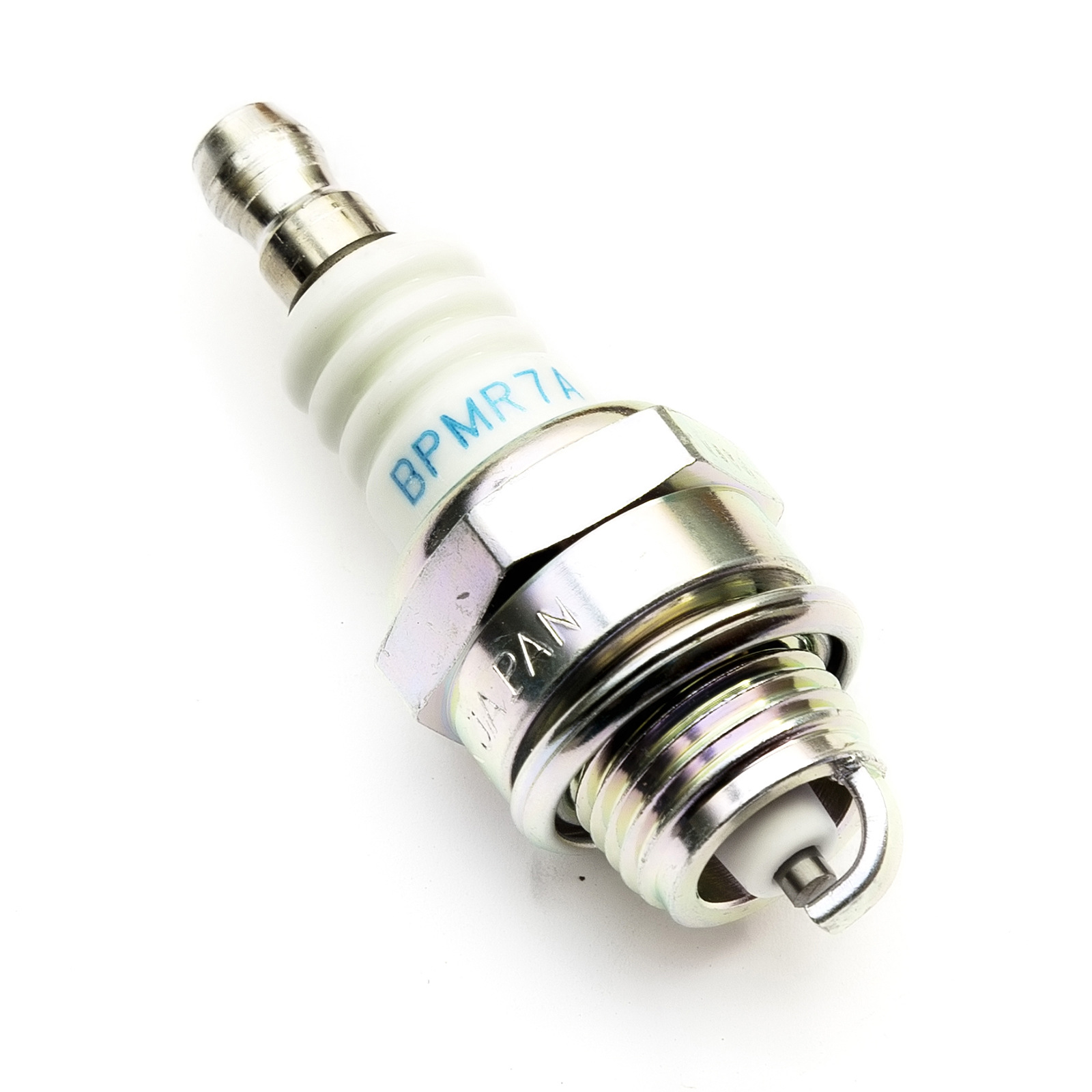 NGK spark plug 4626/BPMR7A is suitable for Steele garden lawn mower oil saw hedge trimmer four-stroke lawn mowing