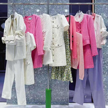 摩凡25秋品牌撤柜女装年轻减龄时尚外套风衣裤裙折扣批发石井尾货