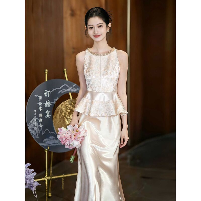 New Chinese-Style National Style Suit for Brides, Wedding Toast Dress, Petite Engagement Dress, Women's Coming-Of-Age Ceremony Light Luxury Evening Dress New Chinese-Style National Style Suit for Brides, Wedding Toast Dress, Petite Engagement Dress, Women's Coming-Of-Age Ceremony Light Luxury Evening Dress