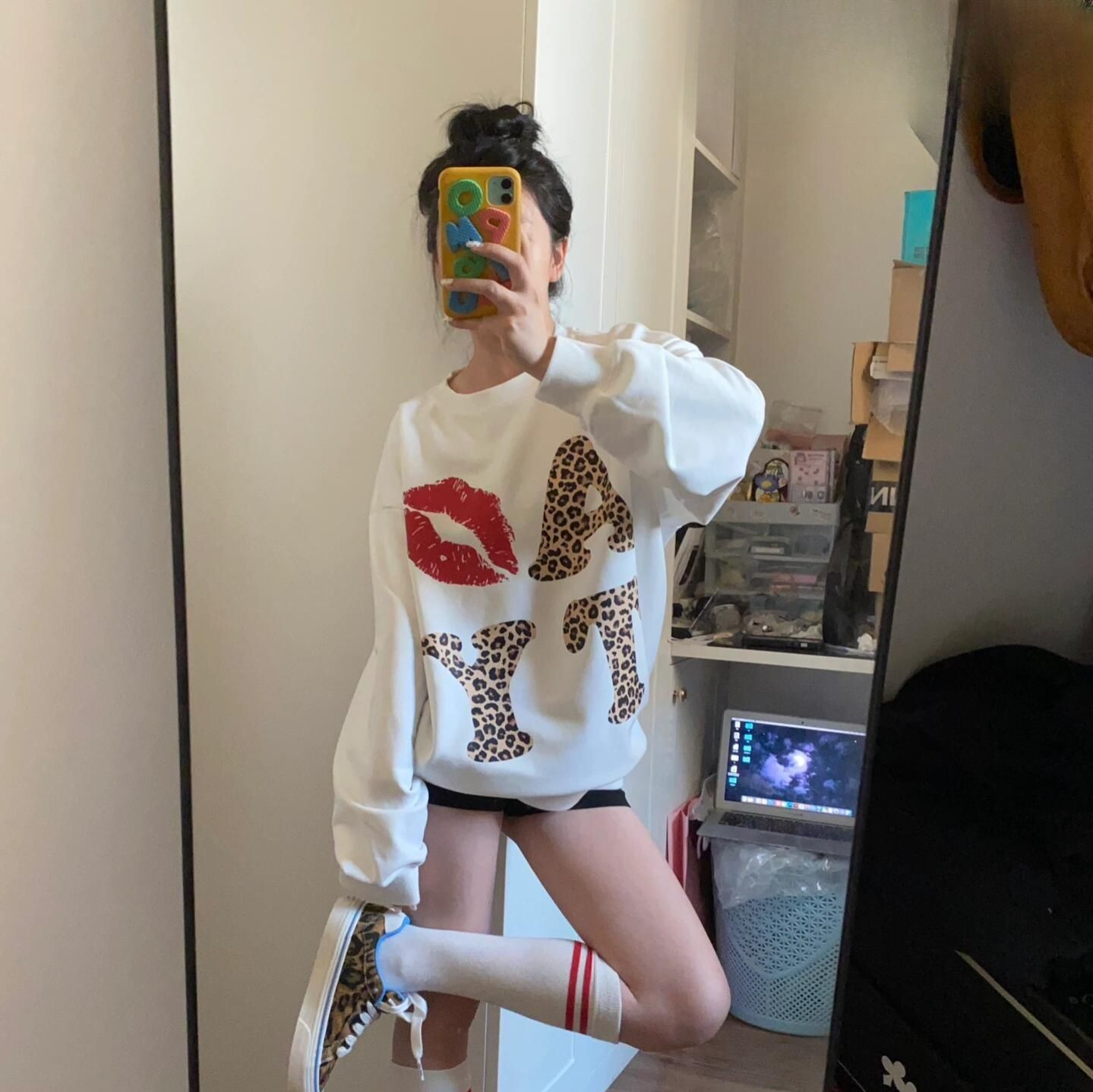 American Trendyy Letter Printed Long-Sleeved Round Neck Loose Sweatshirt for Women 2025 Autumn and Winter New Velvet Warm Top