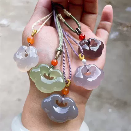 天然玛瑙平安吊坠中式玉髓祥云如意情侣男女锁骨玉石礼物项链