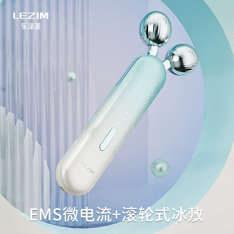 Revitalizing cosmetic cold compress for face, massager