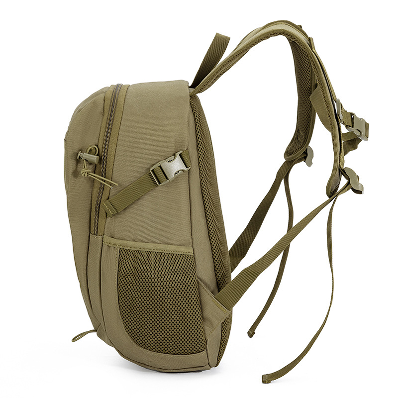 Mochila táctica impermeable 15L para senderismo y viaje