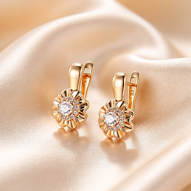 Pendientes de Aro con Zirconia de Aleación de Cobre Bañado en Oro de 18K