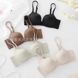 One-piece seamless rimless underwear thick gathered to show large accessory milk adjustable breathable summer bra set