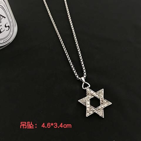 Collier croix double couche pour homme, style hip-hop européen et américain, tendance Instagram, design de niche, cubain_voghion.com