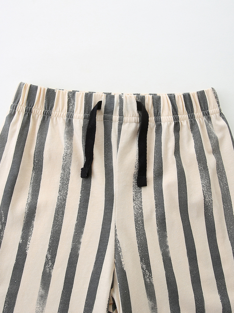 Traje de manga corta para niños de verano transfronterizo Camiseta de cuello redondo para niños impresa de moda Conjunto de pantalones cortos para niños de punto de 2 piezas