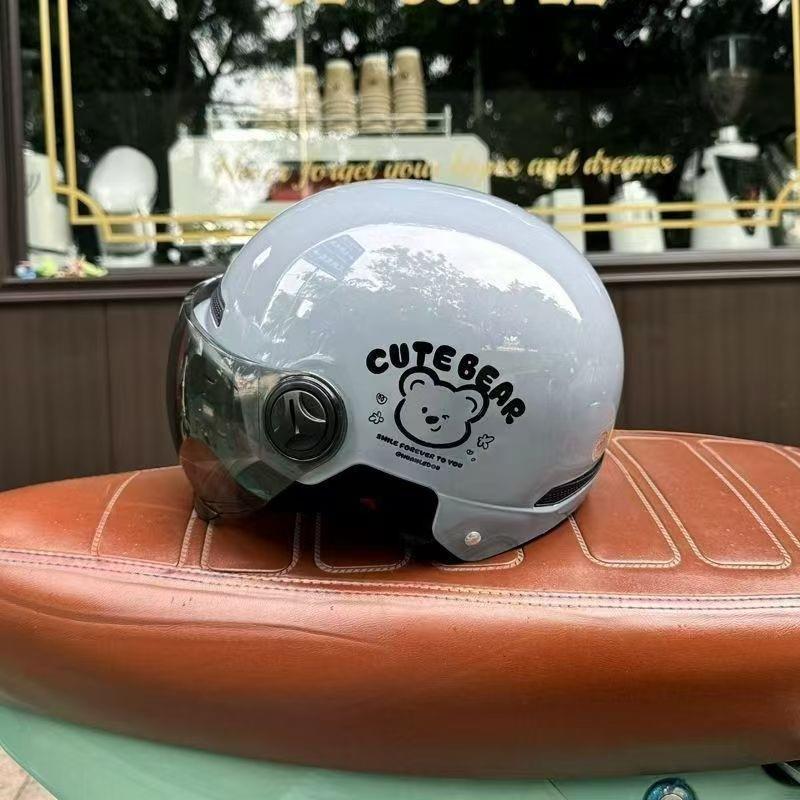 Newly certified electric bike helmet for men and women, motorcycle electric vehicle safety helmet, summer sun protection half helmet