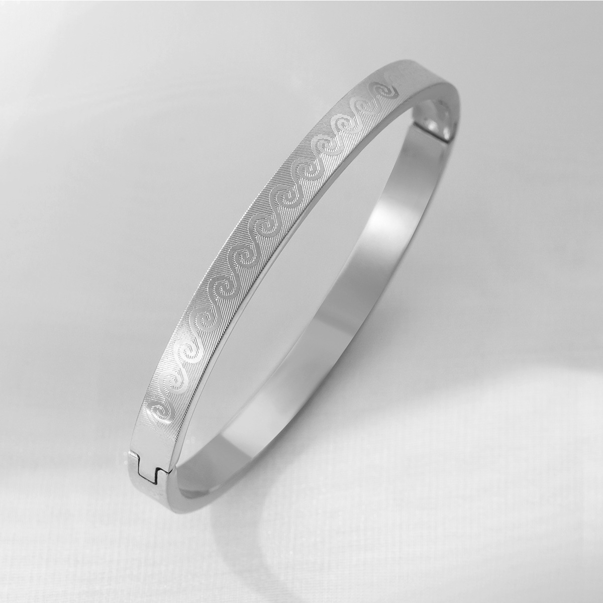 304 Stainless Steel Chain Material Retro Solid Color 304 Stainless Steel Bangle In Bulk