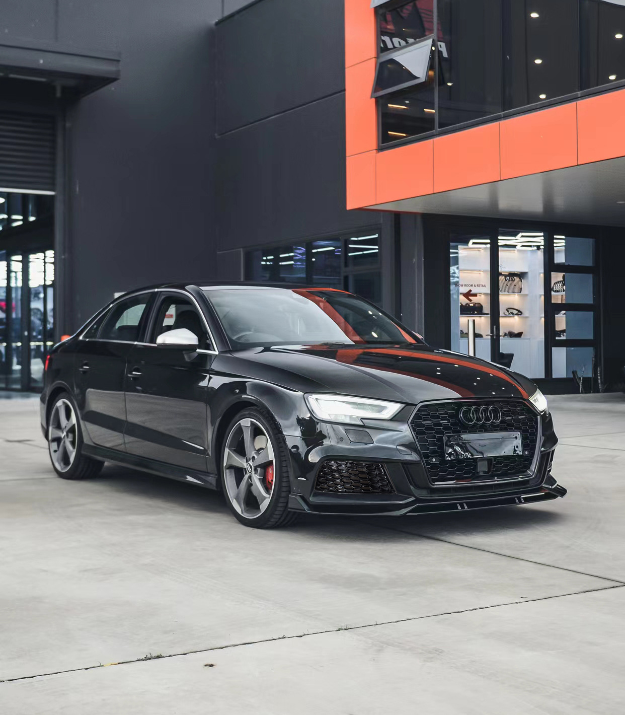 Suitable for 17 18 19 20 Audi A3 Fog Light Frame Modification S3Rs3 Honeycomb Bright Black Sline Special