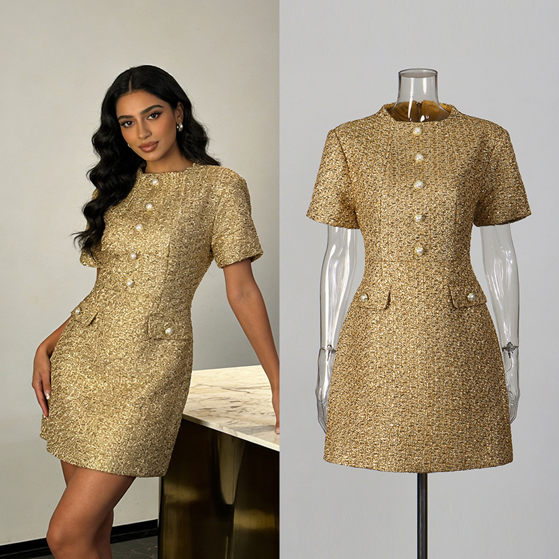 Gold-Embellished Tweed Dress with Pearl Buttons and Stand Collar, Short Chanel-Style Gown, 2026 Summer New Women's High-End Dress Gold-Embellished Tweed Dress with Pearl Buttons and Stand Collar, Short Chanel-Style Gown, 2026 Summer New Women's High-End Dress
