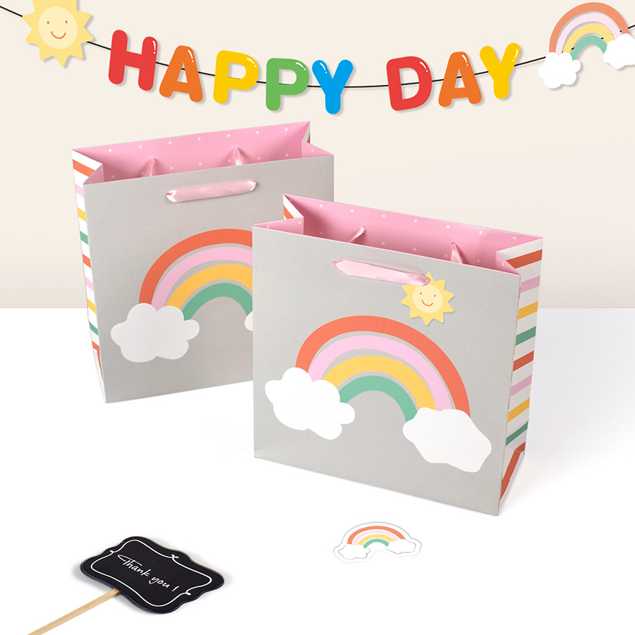 Cute arco iris nubes de dibujos animados espesa tarjeta blanca bolsa de regalo bolsa de papel cuadrada impresa en color