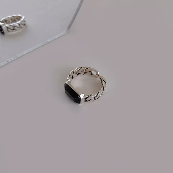 Blackstone Chain Index Finger Ring Female Niche Design Fashion Personality 2024 New Fashion