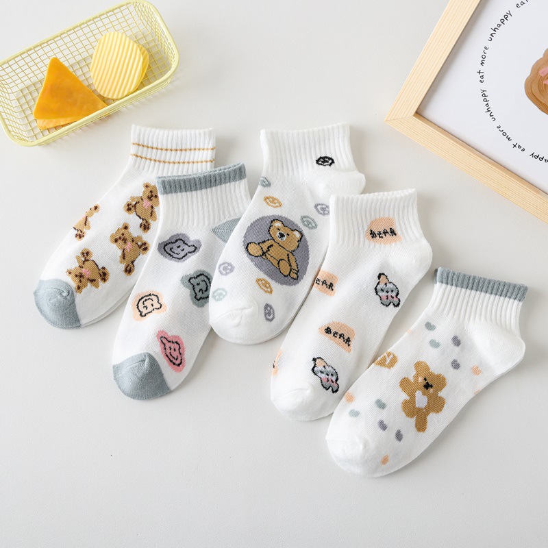 Calcetines de mujer calcetines de vaca de dibujos animados lindo verano nuevo Delgado transpirable casual calcetines de barco de mujer fábrica al por mayor