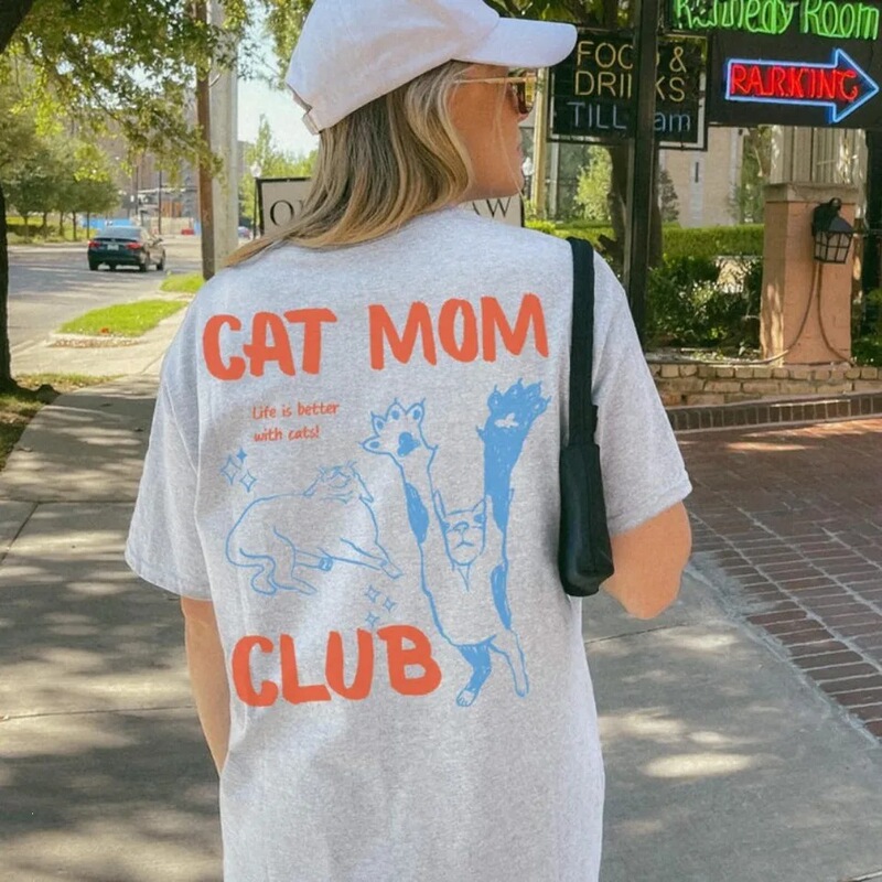 Cat Mom Club T-Shirt Retro Cat Mom T-Shirt Gift Cat Mom T-Shirt Insect Clothing Insect Retro Clothing Card