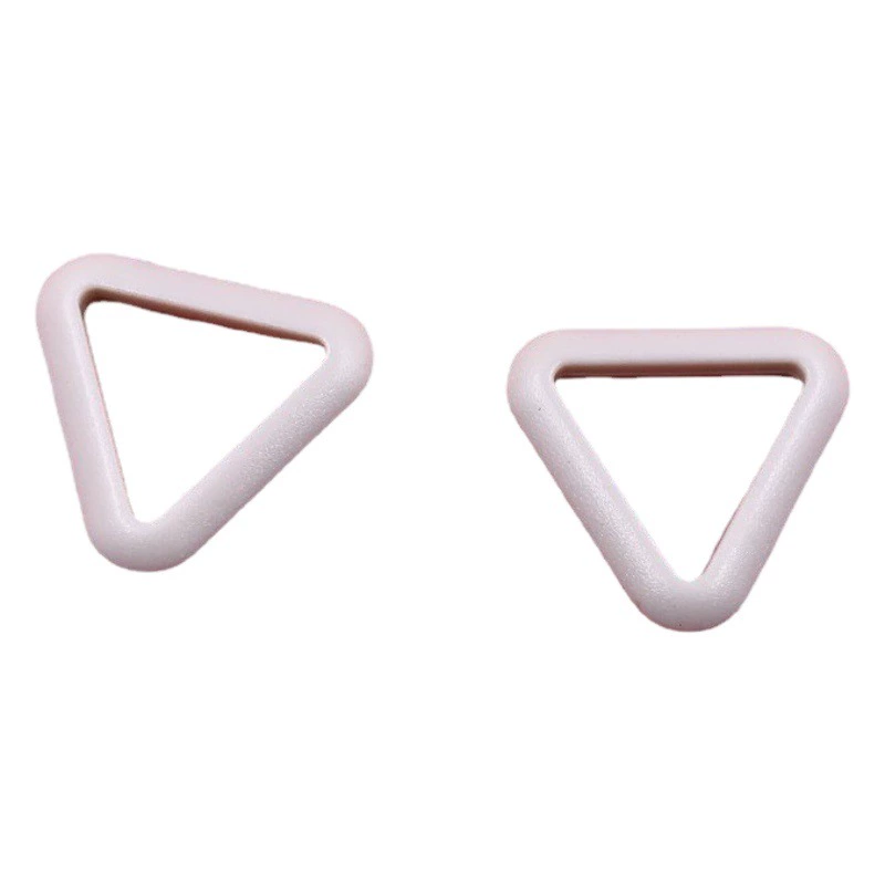 Соберите производителей пластика для поставки пластиковых D-образных пряжок, D-образных колец, пятиугольных D-образных пряжок, двухслойных D-образных пряжок и износостойких пряжок.