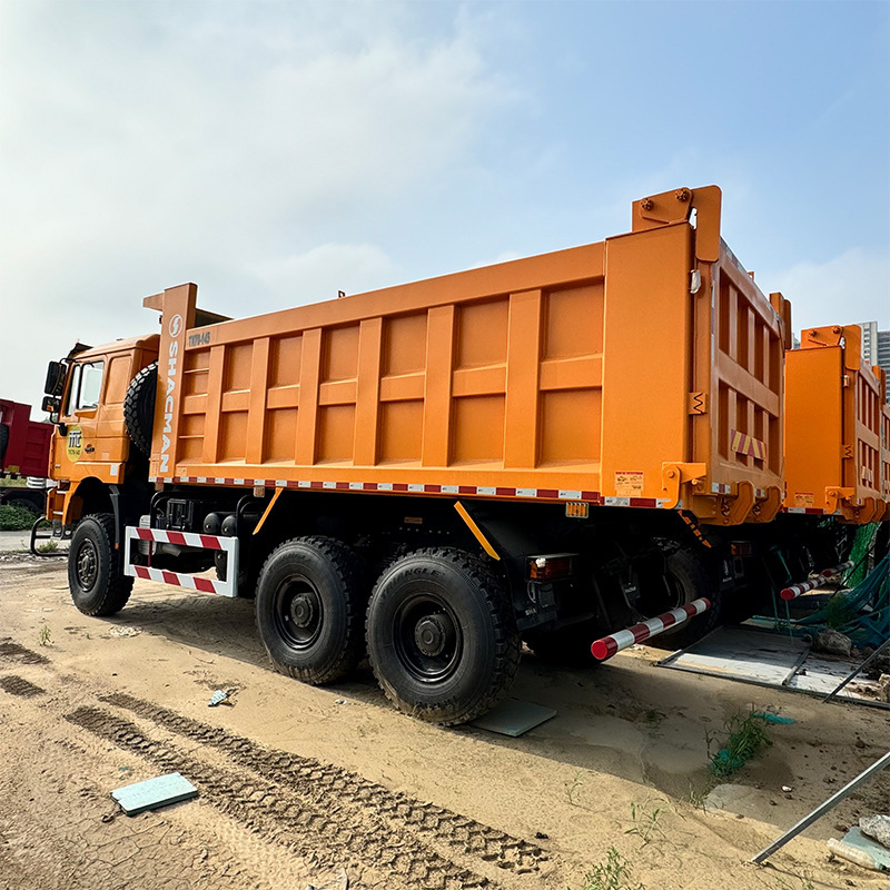 Shaanxi Automobile Delong F3000 Dump Truck, Cross-Border Eight-Wheel Mining and Earthwork Engineering Vehicle, 371 Horsepower Port Loading Truck