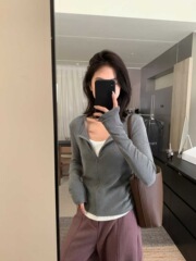 ジャスティンはカシミヤの高品質を厚くして痩せています。