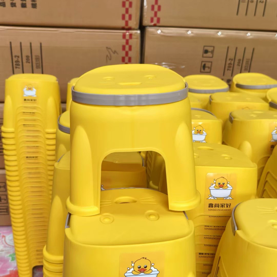 Маленькая желтая утиная пластиковая табуретка детская табуретка домовая табуретка для смены обуви