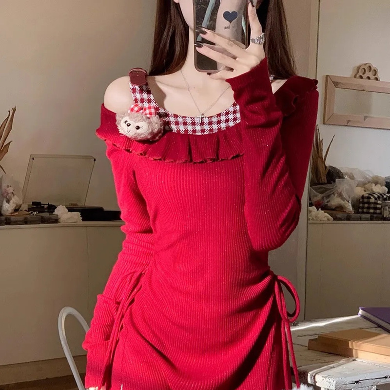 Christmas Red Plaid Halterneck Sweater Knitted Dress for Women Early Spring Off-Shoulder Waist-Covering Hip Skirt Sexy Short Skirt Christmas Red Plaid Halterneck Sweater Knitted Dress for Women Early Spring Off-Shoulder Waist-Covering Hip Skirt Sexy Short Skirt