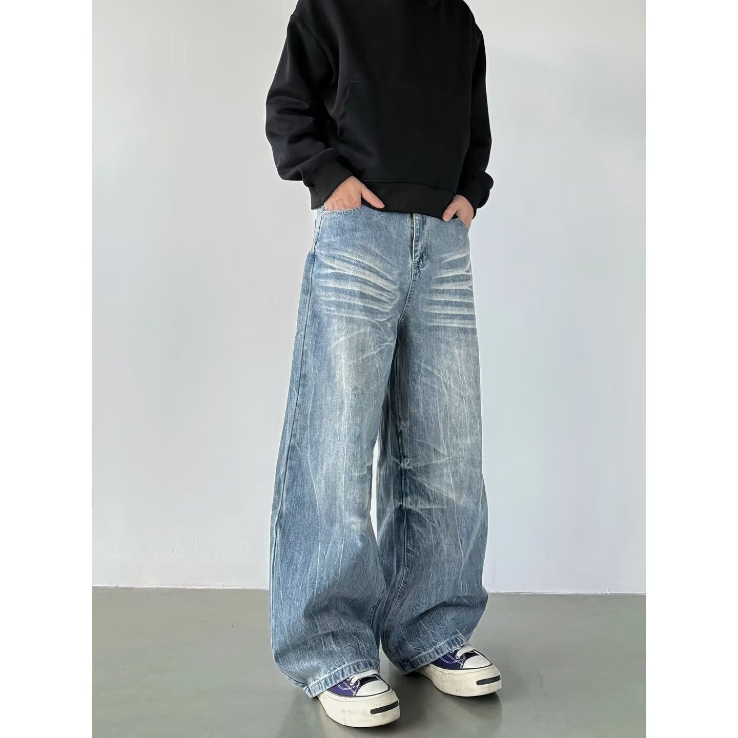 Men's Streetwear Jeans - Relaxed Fit With Lightning Bolt & Whisker Washes For Urban Casual Style_mkmklike.com