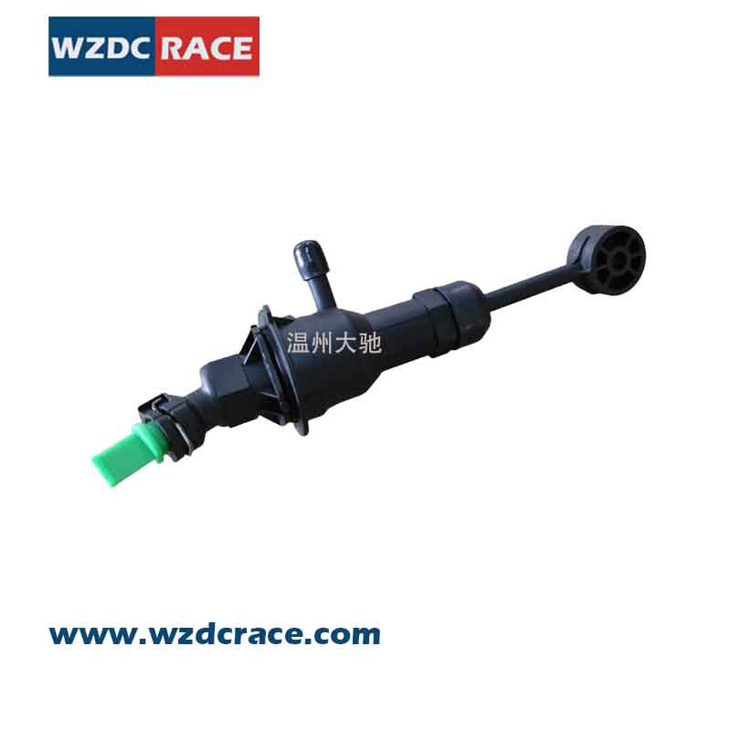 Clutch master cylinder embrague bomba maestra 55192726 2182.80 para Fiat