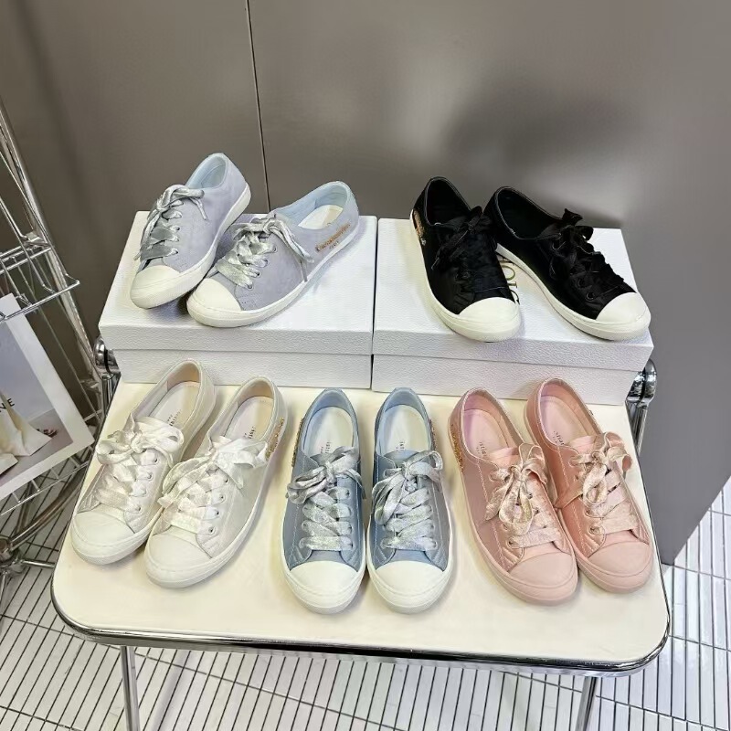 Lucky New Satin Canvas Shoes for Women, Flat White Shoes, Retro Literary Versatile Casual Shoes for Women, D-Brand Moral Training Shoes Lucky New Satin Canvas Shoes for Women, Flat White Shoes, Retro Literary Versatile Casual Shoes for Women, D-Brand Moral Training Shoes