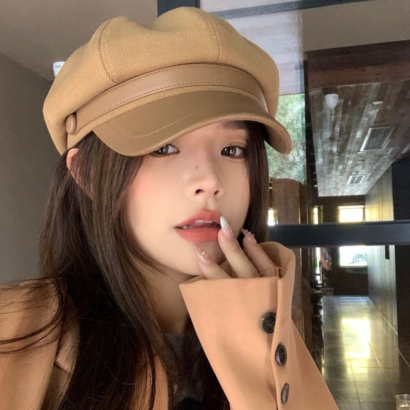 韓国の百合ベレー帽の女性は秋冬に顔を見せます。|undefined