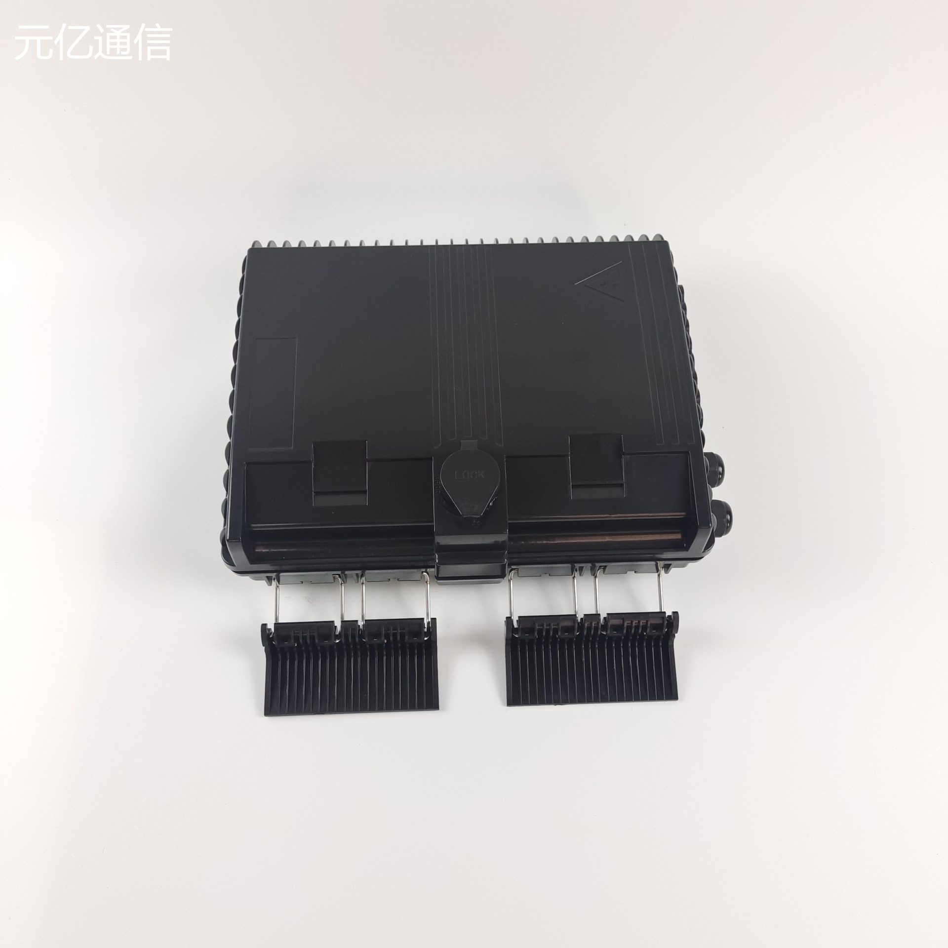 插片式室内外防水FTTX光缆16芯配电箱光纤分纤箱巴西款空箱