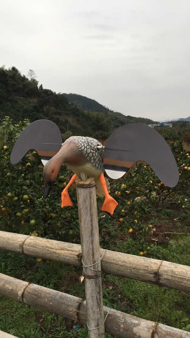 (2개) 야외 사냥 루어 원격 제어 전기 오리 날개 회전 오리 가짜 전자 플라스틱 오리 미끼 사냥