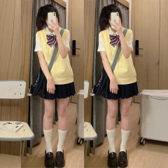 JK制服马甲背心早秋学院风纯色v领无袖内搭黄色套头毛衣针织衫女