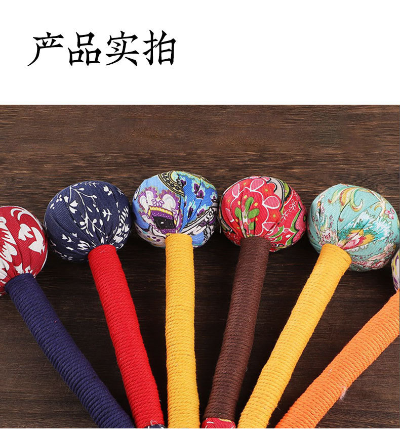 Mugwort Massage Hammer Handheld Herbal Tapping Stick for Neck Waist Acupoint Relief in use