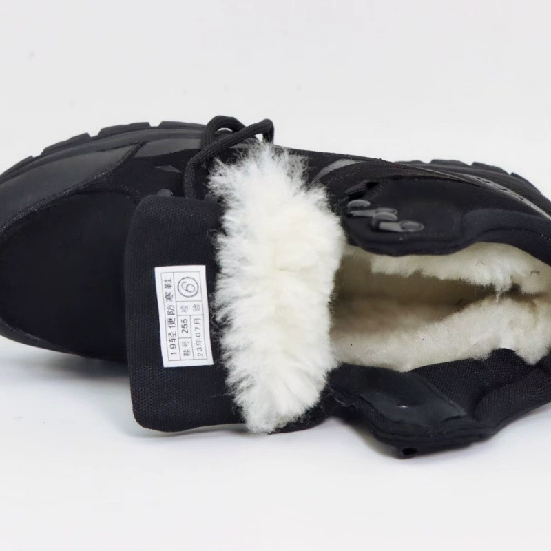 Winter boots, non-slip footwear for hiking