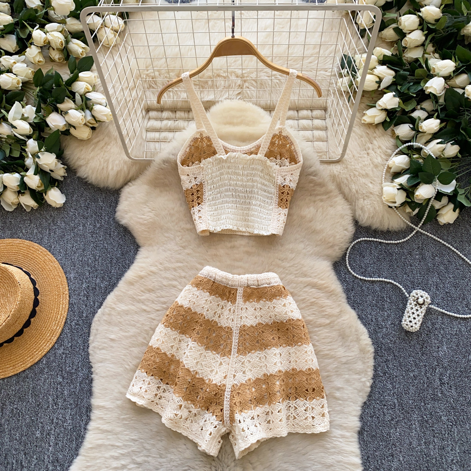 Women's Resort Style Color Blocked Knit Camisole High-Waisted Shorts Two-Piece Set Hollow Out Summer Fashion_ecoleips.com