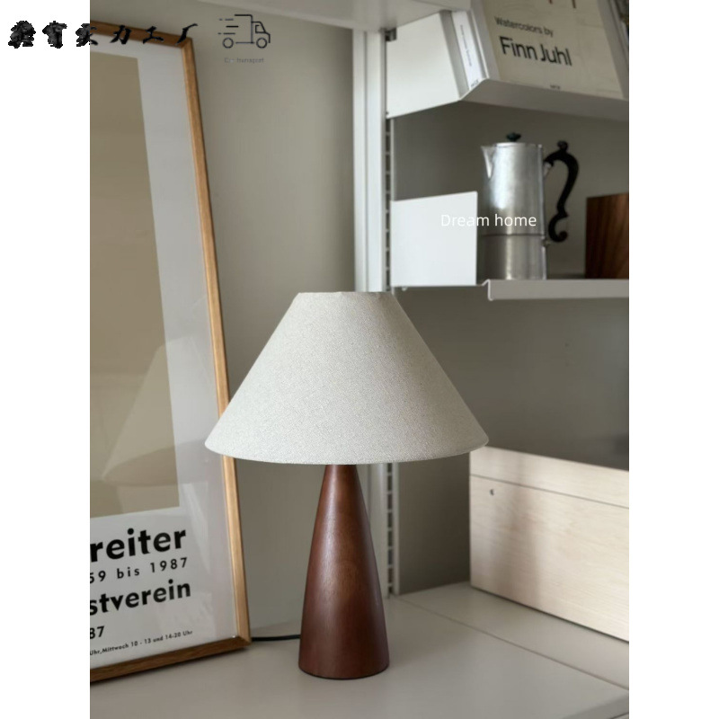 American Retro Nordic Table Lamp American Retro High Beauty Value Simple Decorative Atmosphere Lamp Bedroom Bedside Home Lamp