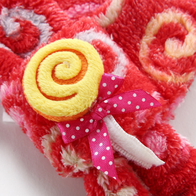 Stylish Pet Scarf For Dogs And Cats Adjustable Neck Warmer_voghion.com