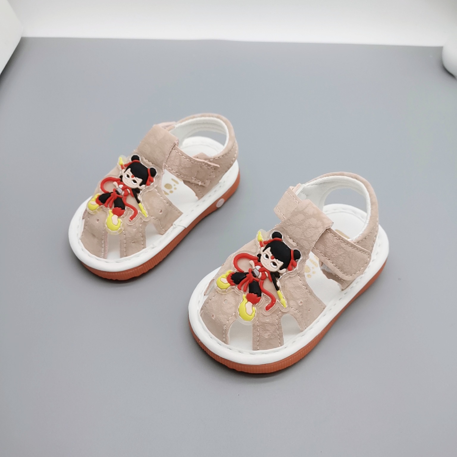Sandalias populares para niños, tallas 17-21, zapatos casuales, zapatos deportivos, zapatos de suela suave antideslizante para niñas.
