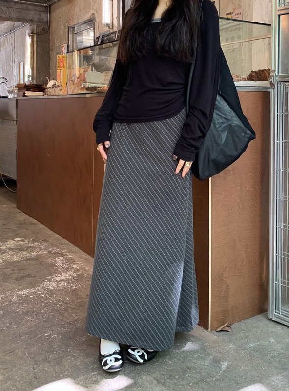 慵懒风时髦斜条纹半身裙女秋季新款百搭包臀长裙高腰显垂感a字裙|undefined