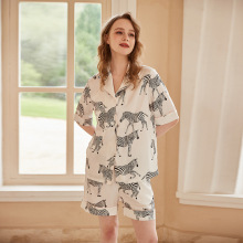 ���װ��R��˯��Ů�ļ������ѝ�_�������ɐ����eŮʿ�Ҿӷ����b