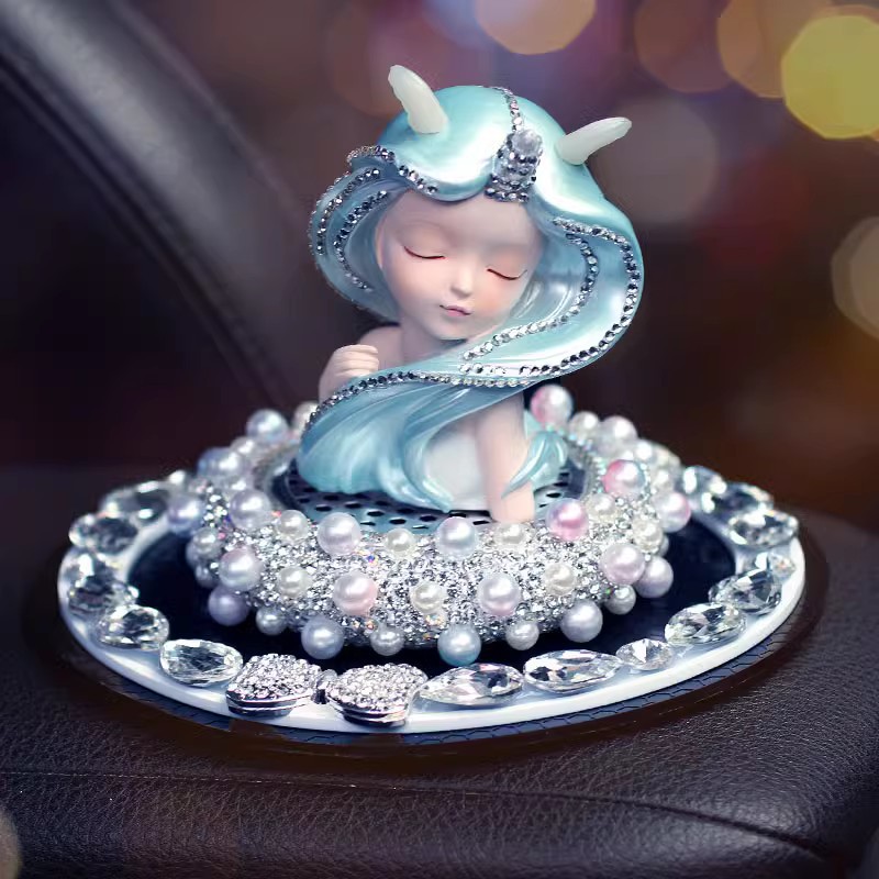 Creativo y hermoso hecho a mano con incrustaciones de diamantes, perlas, Ocean Girl, adornos de perfume de coche, decoraciones de coche, consola central