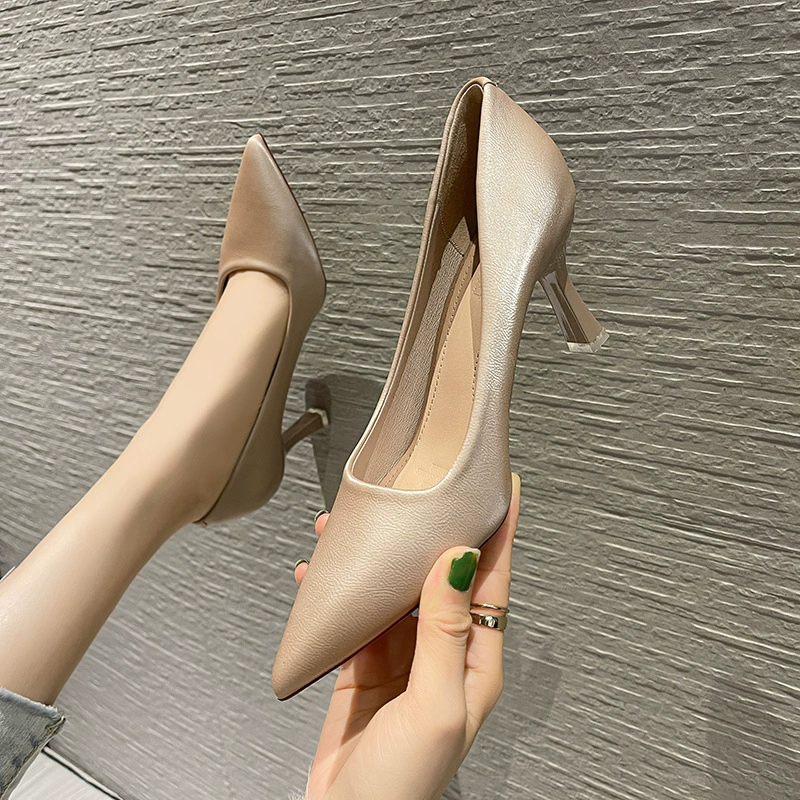 666-0 Новинка 2021 весенне-летняя модная женская одиночная обувь с острым носком и мелким ртом, резиновые рабочие женские туфли на высоком каблуке-шпильке на среднем каблуке