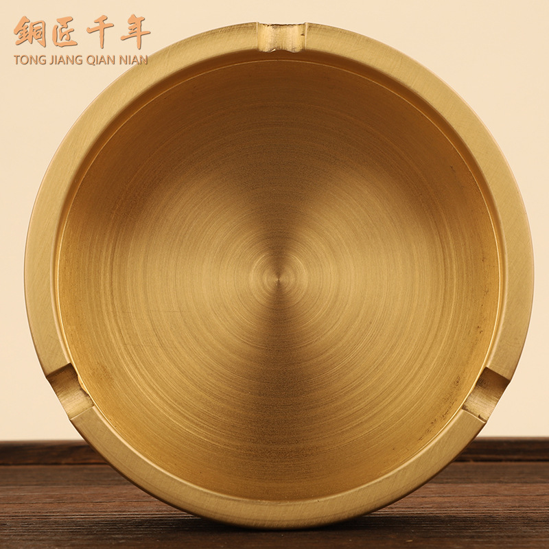 COPPERSMITH MILLENNIUM BRASS BRASS BRASH 재떨이 사무실 가정용 황동 공예 장식품 창조적 인 맞춤형 선물