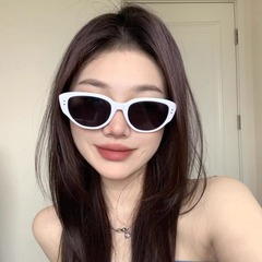 韓国キャットアイサングラス、女性用、ネットセレブサングラス、ヨーロッパとアメリカのホットガール写真撮影、男性用美白高級UVカットサングラス