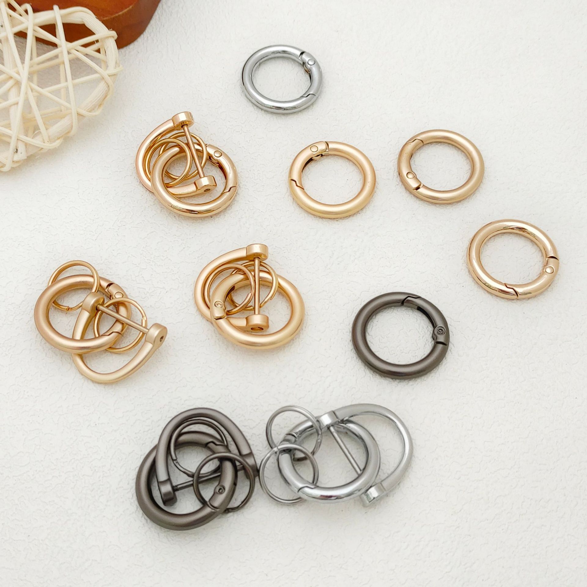 Zinc Alloy Round Ring Spring Coil 33mm 28mm Open Electroplated Spring Round Buckle Bag Accessories Luggage Hardware Wholesale