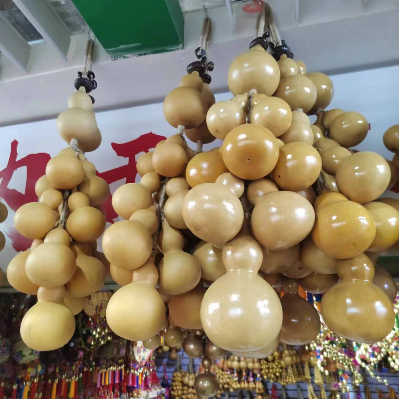 厂家直批云南民族风饰品工艺品吉祥葫芦串民宿挂饰葫芦挂件天然