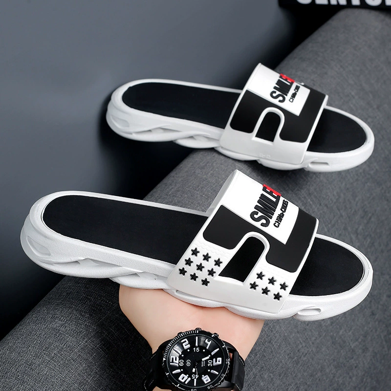 Новые мужские летние сандалии 2025 года: модные и стильные повседневные шлепанцы на толстой подошве, нескользящие, удобные.