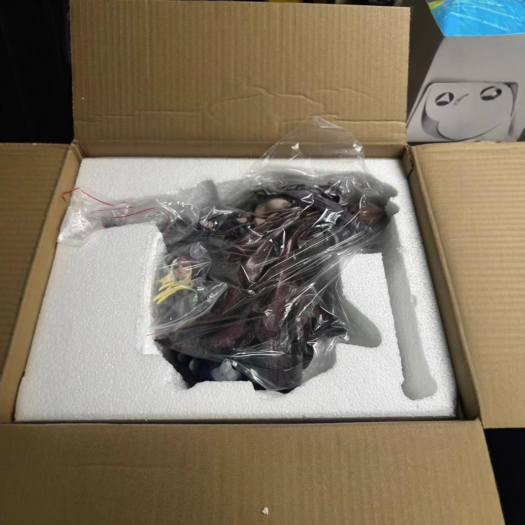 퀸 XI 44CM 리얼 샷 램블한 월드 오브 워크래프트 타이드 플레이 GK 실바 나스 게임 손으로 만든 동상 모델