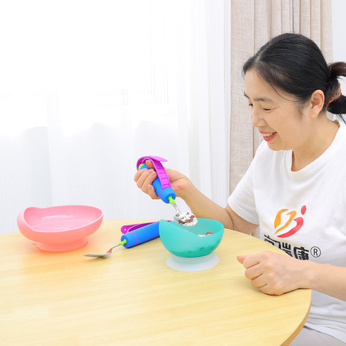 Elderly auxiliary tableware, special chopsticks, spoons and forks for hemiplegic patients, rehabilitation food aid tableware, hand shaking care supplies