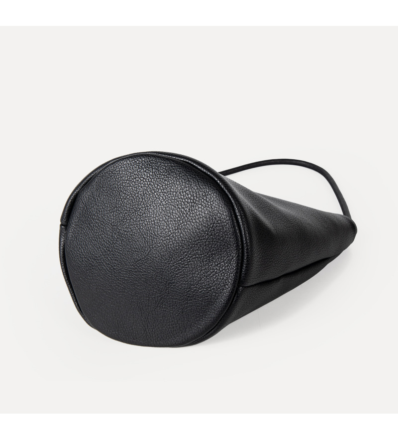 Shoulder Bucket Bag In Soft Leather Large Capacity Handbag_voghion.com