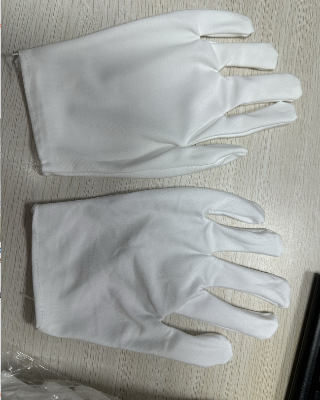 Guantes blancos de fábrica Guantes de trabajo de algodón blanco Etiqueta anti-sudor Guantes de algodón blanco Inspección de calidad Guantes de seguro laboral al por mayor